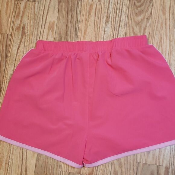 Disney Girl's Shorts, Mackey cupcake, running - Picture 4 of 5